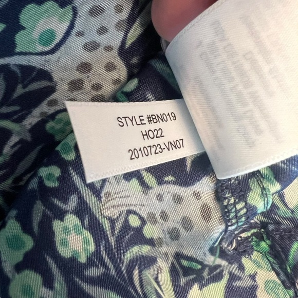 J. Crew - Classic Fit Button Down Blouse Shirt in Fauna Floral Sz S - Picture 10 of 11